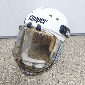 Vintage Cooper SK 2000 L (Large) White Hockey Helmet w Itech Mask HECC Certified